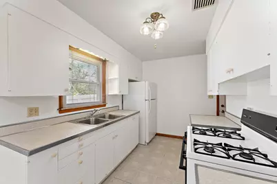 346 N Harvey Street, Griffith, IN 46319 - Photo 7