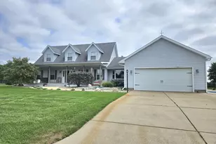 2763 S Nowak Dr, La Porte, IN 46350 - Photo 5