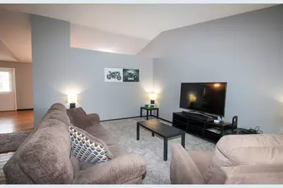 568 Fox Burrow Court, Valparaiso, IN 46385 - Photo 19