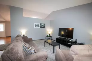 568 Fox Burrow Ct, Valparaiso, IN 46385 - Photo 19