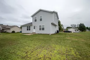 568 Fox Burrow Ct, Valparaiso, IN 46385 - Photo 11