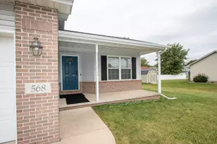 568 Fox Burrow Ct, Valparaiso, IN 46385 - Photo 7