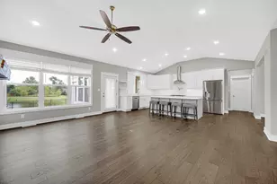 2502 Stirling Dr, Valparaiso, IN 46383 - Photo 11