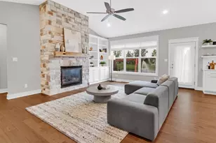 2502 Stirling Dr, Valparaiso, IN 46383 - Photo 13