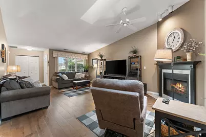 1723 Fir Avenue, Crown Point, IN 46307 - Photo 3