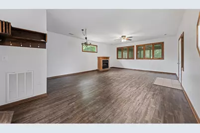 240 Idlewild Place, Lowell, IN 46356 - Photo 7