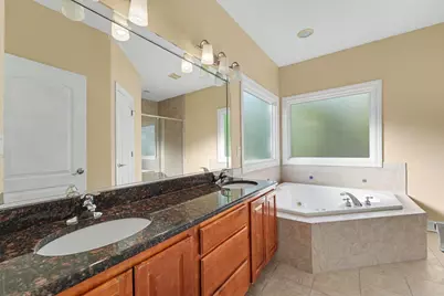 10739 Erie Drive, Crown Point, IN 46307 - Photo 13