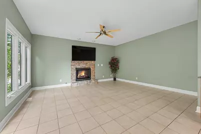 10739 Erie Drive, Crown Point, IN 46307 - Photo 7