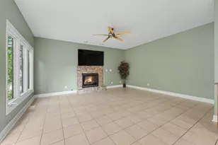 10739 Erie Dr, Crown Point, IN 46307 - Photo 7