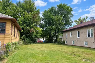 917 Eaton St, Hammond, IN 46320 - Photo 1