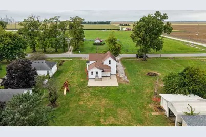 501 N Newton Street, Goodland, IN 47948 - Photo 3