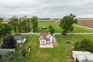 501 N Newton St, Goodland, IN 47948 - Photo 3