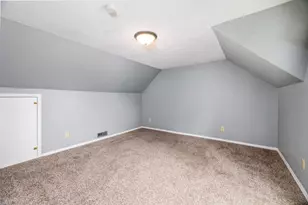 501 N Newton St, Goodland, IN 47948 - Photo 27