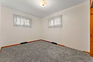7480 Madison St, Merrillville, IN 46410 - Photo 17