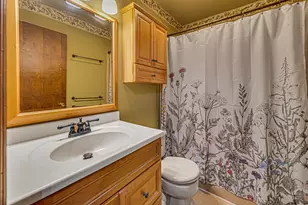 8868 Luann Dr E, Demotte, IN 46310 - Photo 17
