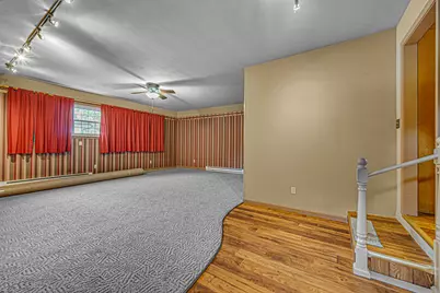 8868 Luann Drive E, Demotte, IN 46310 - Photo 9