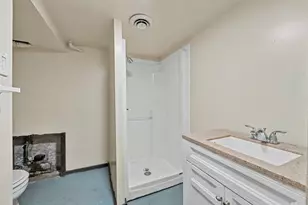 860 Louisiana St, Gary, IN 46402 - Photo 13