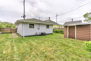 1139 Logan St, Hammond, IN 46320 - Photo 11
