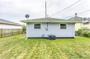 1139 Logan St, Hammond, IN 46320 - Photo 13