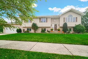 1509 Mockingbird Dr, Schererville, IN 46307 - Photo 1