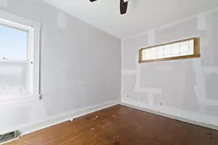267 173rd St, Hammond, IN 46324 - Photo 7