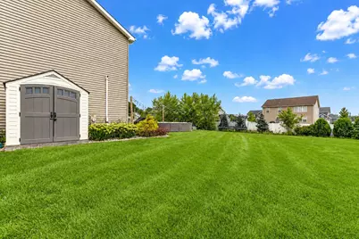 8813 Marquette Street, Saint John, IN 46373 - Photo 35