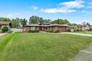 506 Heather Ln, Dyer, IN 46311 - Photo 5