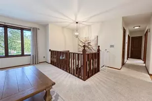3617 Kingsway Dr, Crown Point, IN 46307 - Photo 7