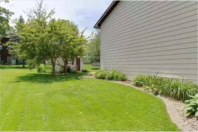 3617 Kingsway Drive, Crown Point, IN 46307 - Photo 5
