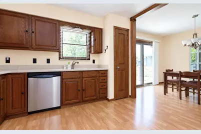 3617 Kingsway Drive, Crown Point, IN 46307 - Photo 9