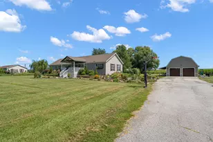 381 S 500 W, Valparaiso, IN 46385 - Photo 11