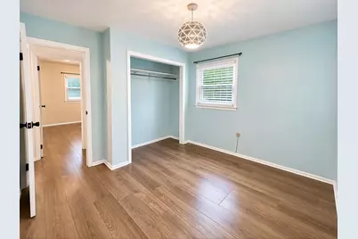 1514 E 33rd Avenue, Hobart, IN 46342 - Photo 9