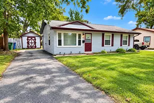 1514 E 33rd Ave, Hobart, IN 46342 - Photo 1