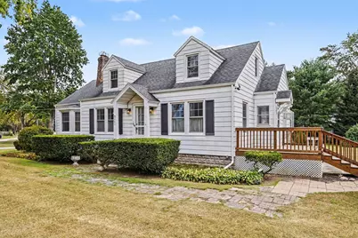 2703 Greenwood Avenue, Trail Creek, IN 46360 - Photo 3