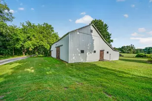 2622 E 850 N, La Porte, IN 46350 - Photo 3