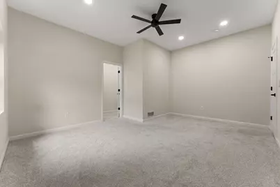305 N Illinois Street, Wanatah, IN 46390 - Photo 9