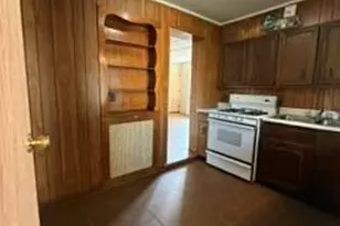 1413 John St, Whiting, IN 46394 - Photo 7