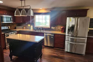 726 E Thompson St, Rensselaer, IN 47978 - Photo 3