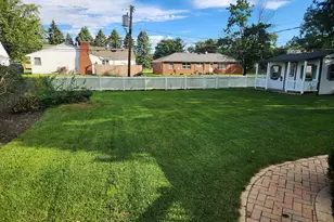 726 E Thompson St, Rensselaer, IN 47978 - Photo 35