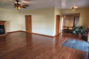 726 E Thompson St, Rensselaer, IN 47978 - Photo 13