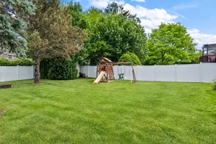 358 Cori Ct, Valparaiso, IN 46383 - Photo 23