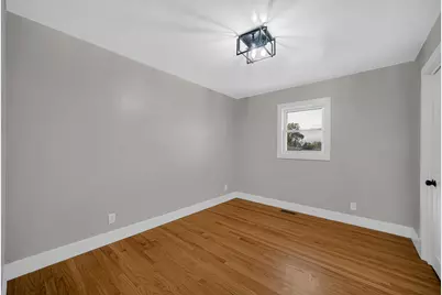 5650 Adams Court, Merrillville, IN 46410 - Photo 11