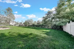 5650 Adams Ct, Merrillville, IN 46410 - Photo 23