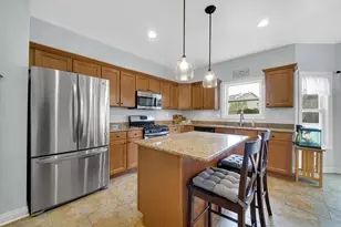 885 London Ln, Valparaiso, IN 46383 - Photo 7