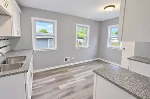 629 Hamlin St, Gary, IN 46406 - Photo 5