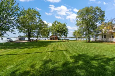 6047 S State Road 10, Knox, IN 46534 - Photo 3