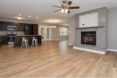 955 W 200 N, La Porte, IN 46350 - Photo 5