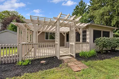 955 W 200 N, La Porte, IN 46350 - Photo 39