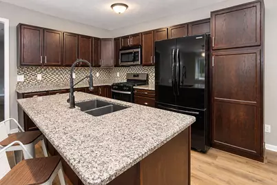955 W 200 N, La Porte, IN 46350 - Photo 7