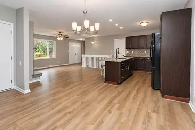 955 W 200 N, La Porte, IN 46350 - Photo 11